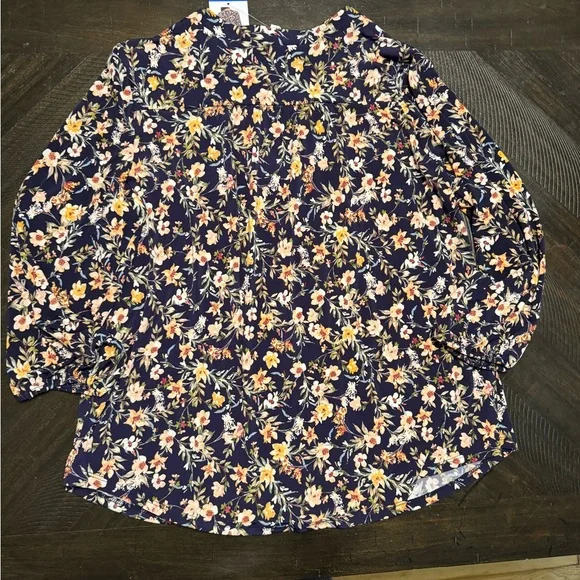 Floral V-Neck Blouse - Vince Camuto Large NWT - Picture 7 of 7